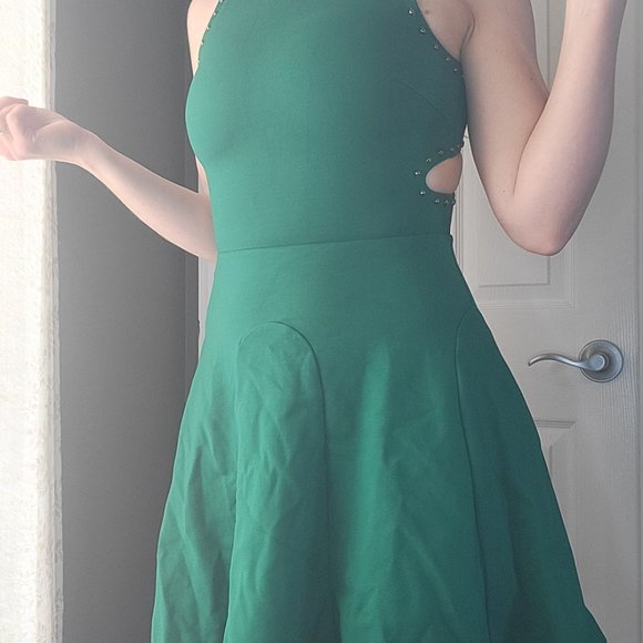 Adelyn Rae Dress - Picture 2 of 6